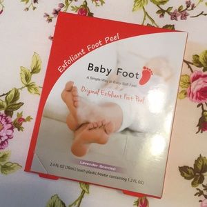 Baby foot exfoliating foot peel